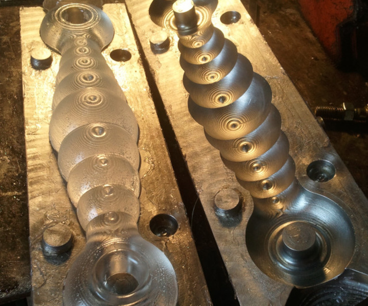 Insulator mold